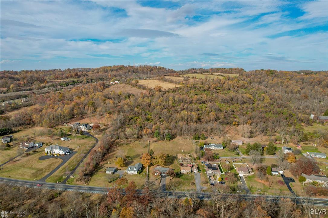 2547 Easton Road Hellertown, PA 18055 - Photo 4 of 50 Gallery Image 4