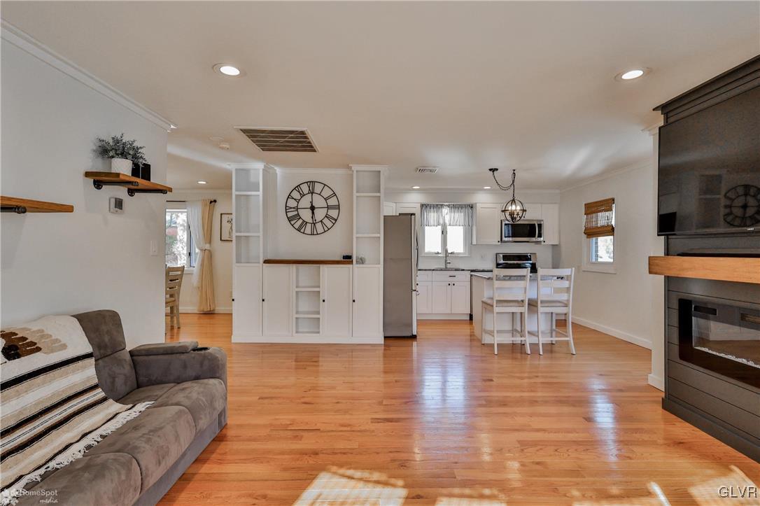 2547 Easton Road Hellertown, PA 18055 - Photo 8 of 50 Gallery Image 8