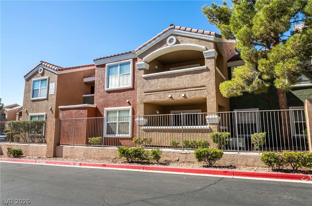 8101 West Flamingo Road, Unit 2006 Las Vegas, NV 89147 - Photo 3 of 38 Gallery Image 3