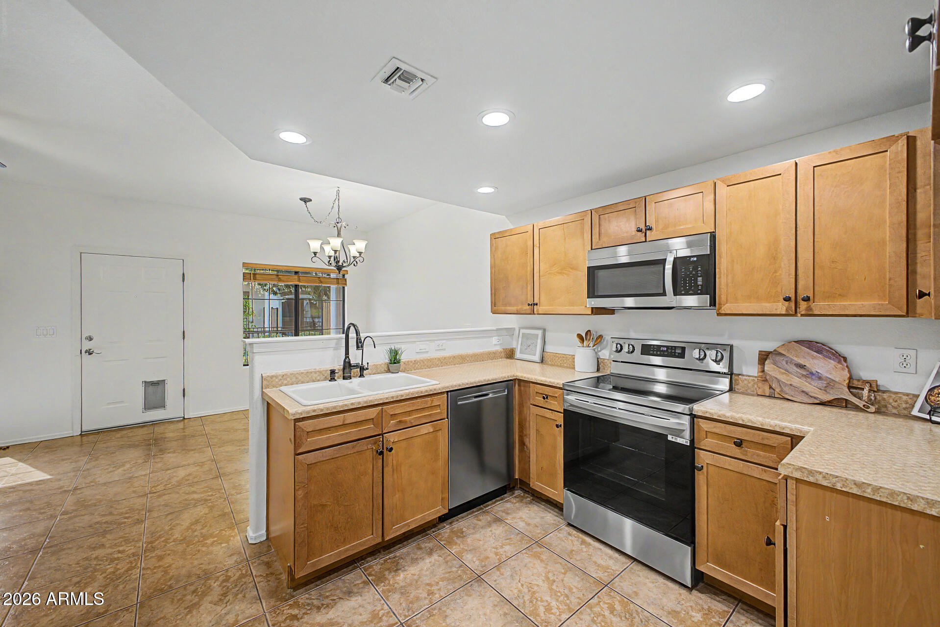 3150 East Beardsley Road, Unit 1071 Phoenix, AZ 85050 - Photo 10 of 40 11 - Beardsley