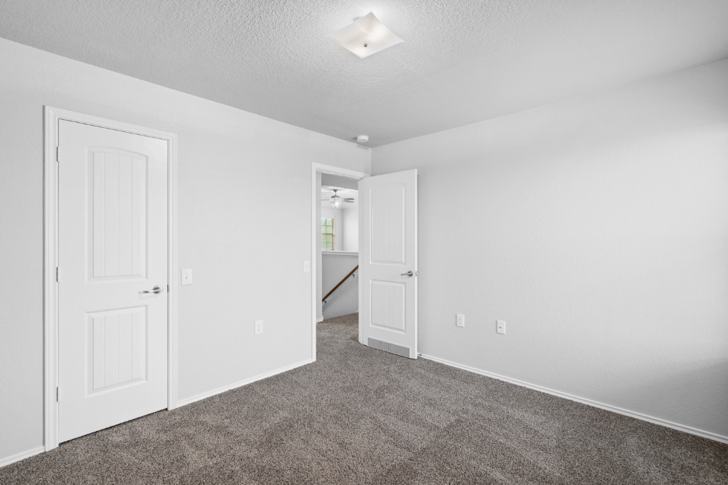 7204 Outfitter Drive Austin, TX 78744 - Photo 24 of 33