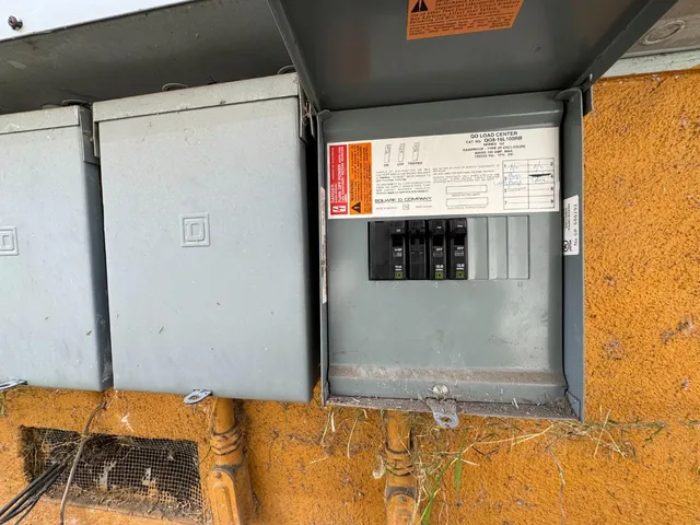 a view of an house with wooden floor and windows