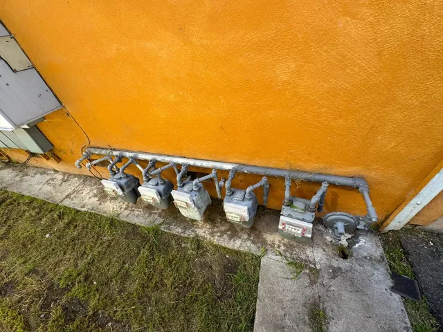 a view of livingroom with washer and dryer