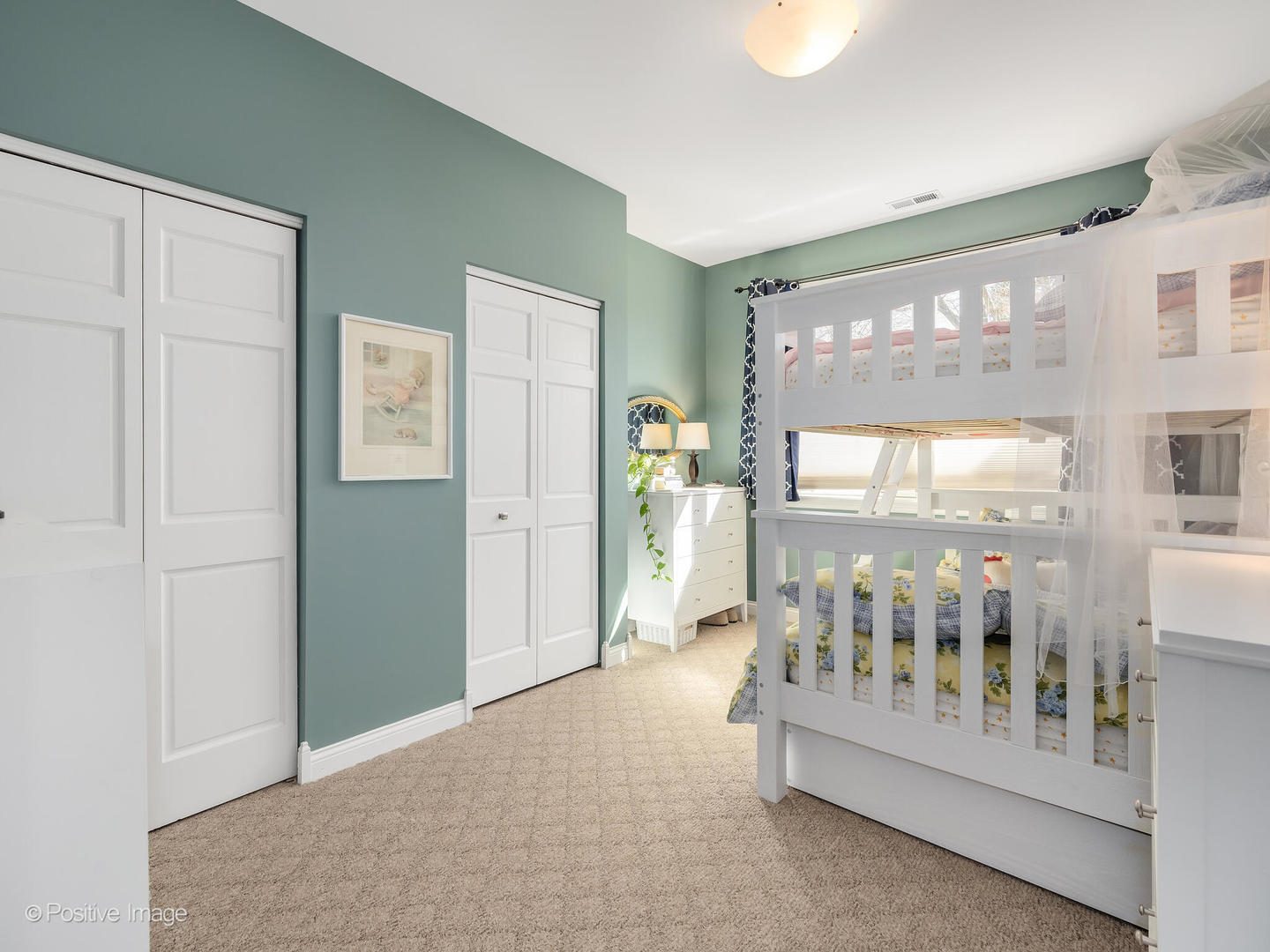 1607 East Indiana Street Wheaton, IL 60187 - Photo 23 of 31 a view of entryway with furniture