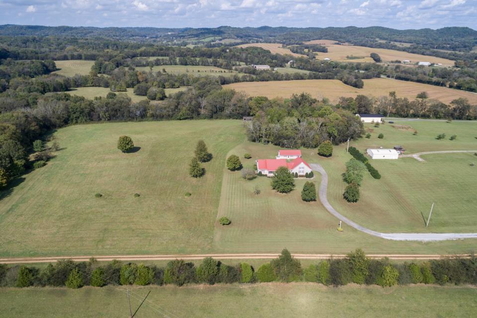 277 Rock Bridge Road Gallatin, TN 37066 - Photo 3 of 20