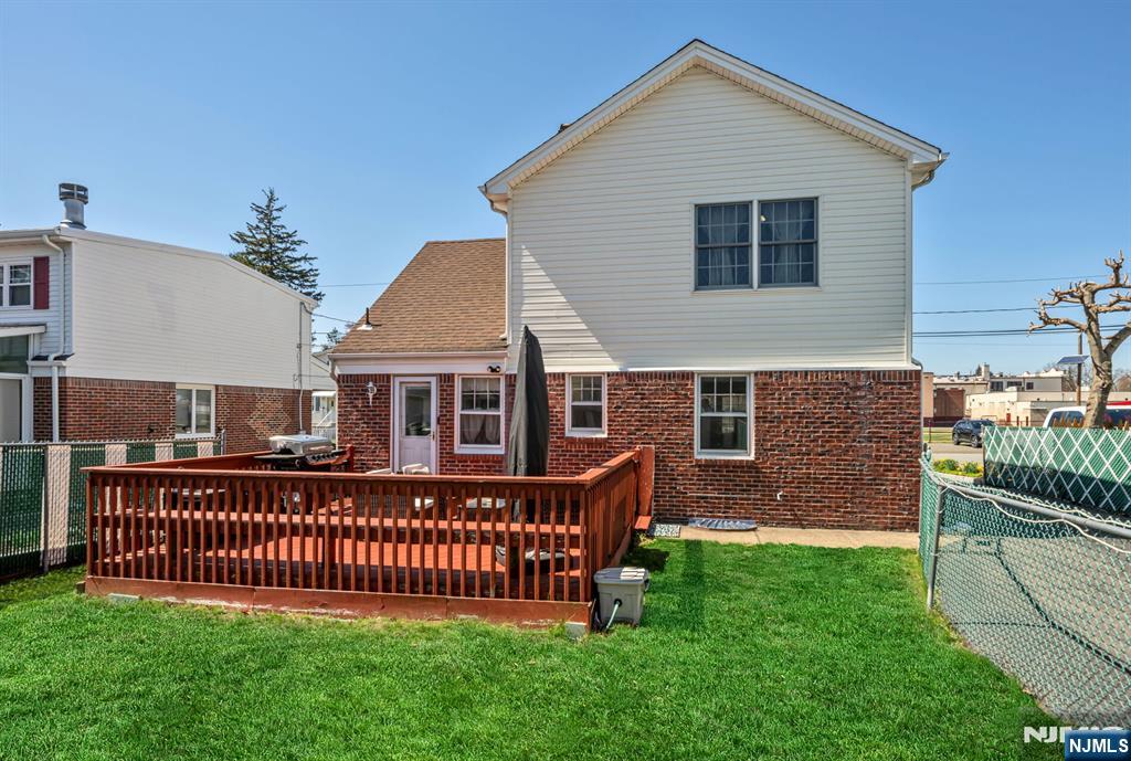 28 William Street Rochelle Park, NJ 07662 - Photo 22 of 31