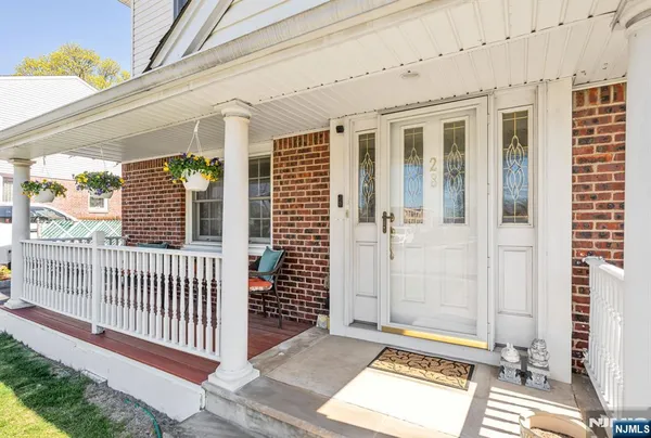 $679,000 | 28 William Street, Rochelle Park, NJ 07662