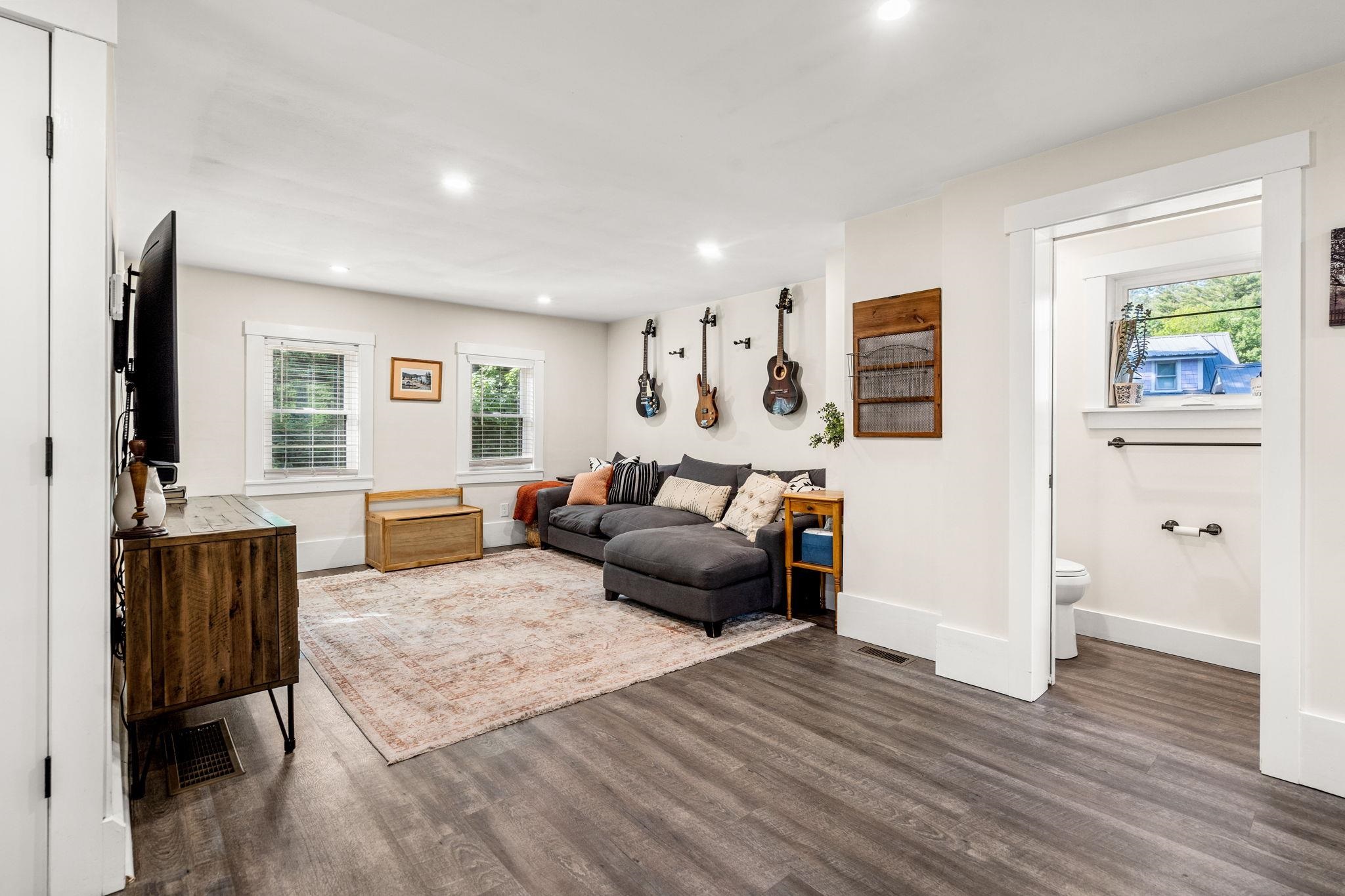 10 School Street Epping, NH 03042 - Photo 30 of 30