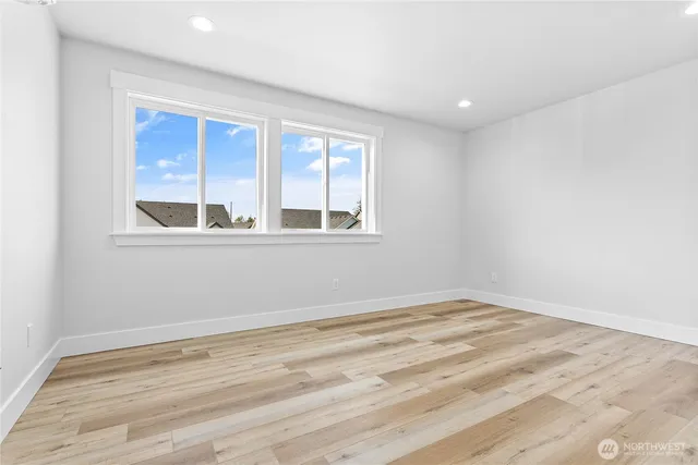 $645,000 | 2832 Hazelwood Drive, Blaine, WA 98230