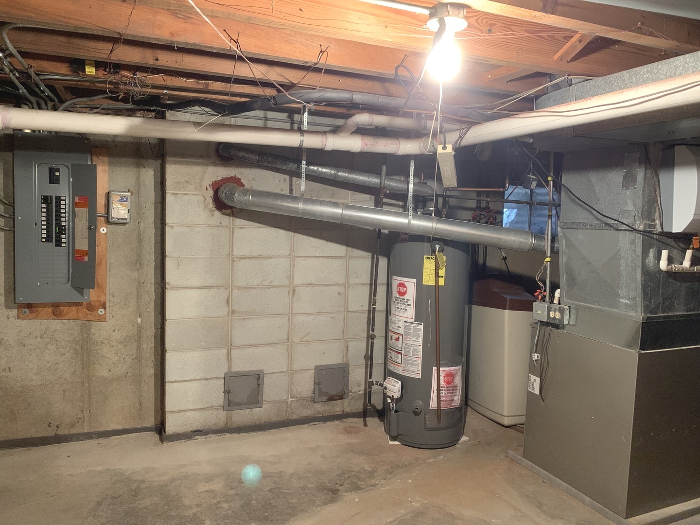 2210 Banbury Road Inverness, IL 60067 - Photo 30 of 41 a view of storage and utility room