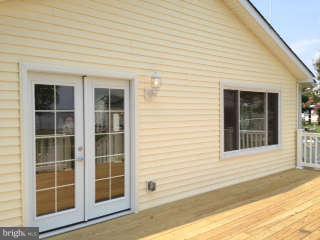 8320 Bletzer Road Baltimore, MD 21222 - Photo 2 of 24 Exterior Rear