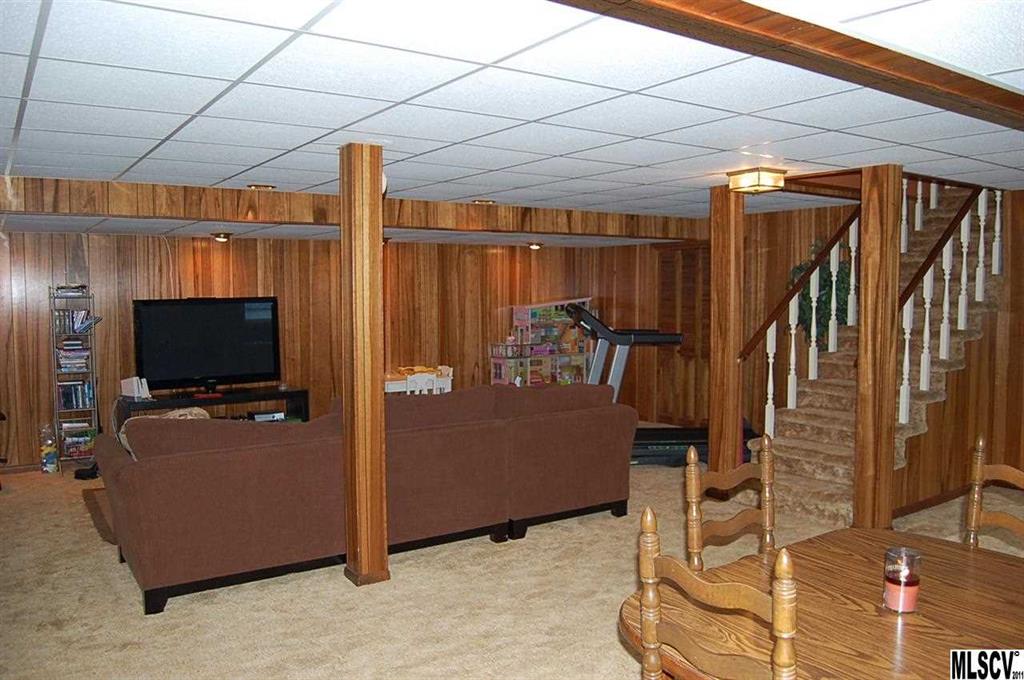 2199 Horseshoe Bend Road Northeast Hickory, NC 28601 - Photo 8 of 24 Gallery Image 8