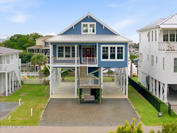 $1,269,000 | 184 Sailfish Street, Holden Beach, NC 28462