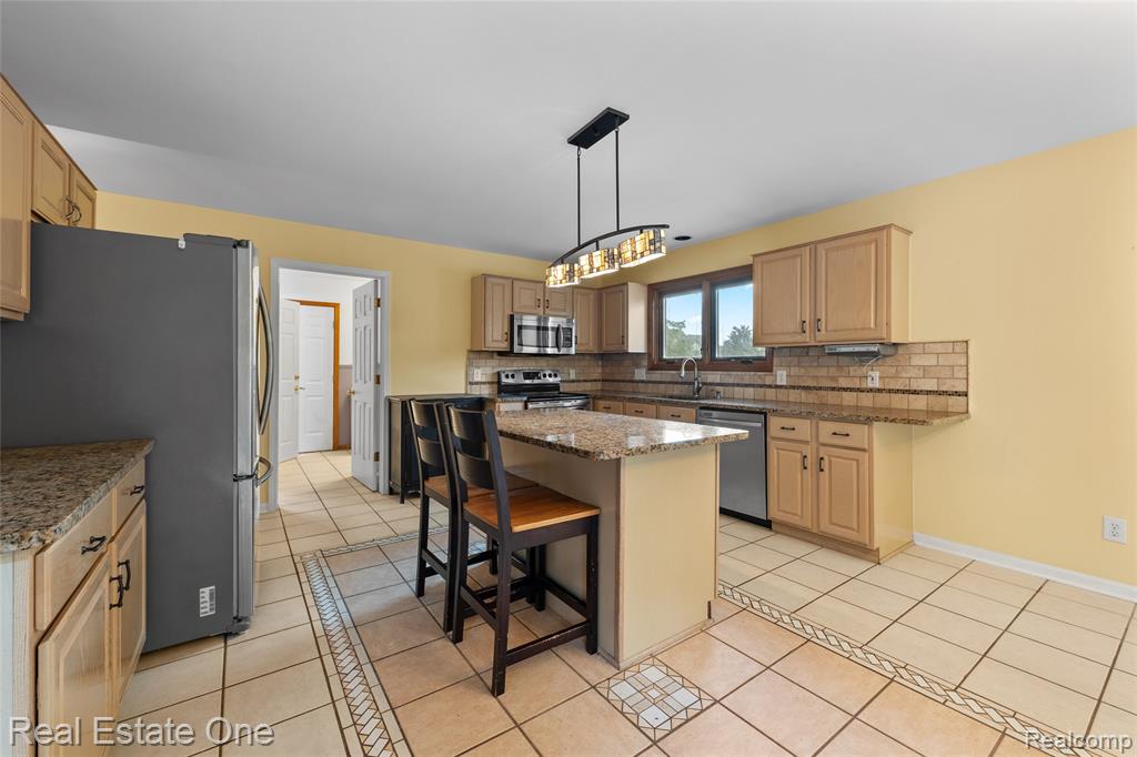 51992 Boland Road Chesterfield, MI 48047 - Photo 14 of 51