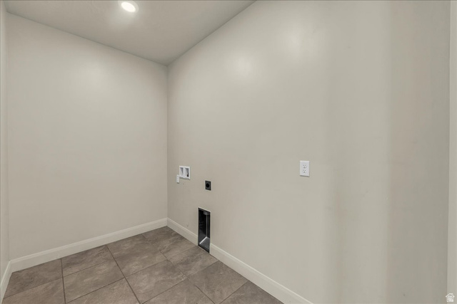 794 North Via Modelo Circle Washington, UT 84780 - Photo 14 of 21 Laundry room with washer hookup, electric dryer hookup, light tile patterned floors, and recessed lighting