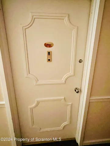 $1,400 | 220 Linden Street, Unit 208, Scranton, PA 18503