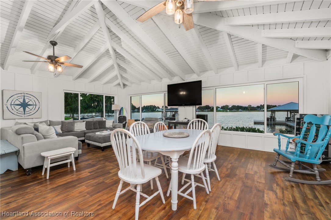 59 Twin Lakes Road Lake Placid, FL 33852 - Photo 14 of 45 25x21 Family room with breathtaking views of the lake
