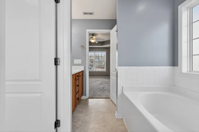 $325,900 | 541 Parkvue Village Way, Clarksville, TN 37043