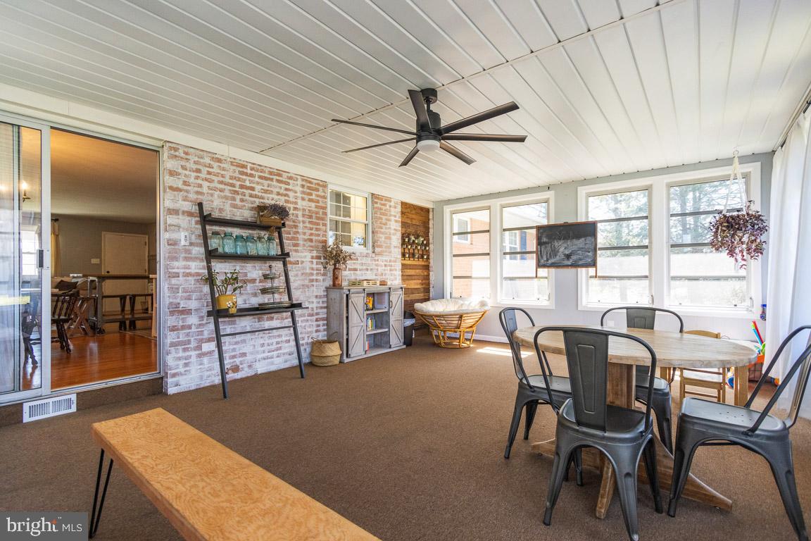 11536 Englewood Road Hagerstown, MD 21740 - Photo 8 of 22 Finished Sunroom