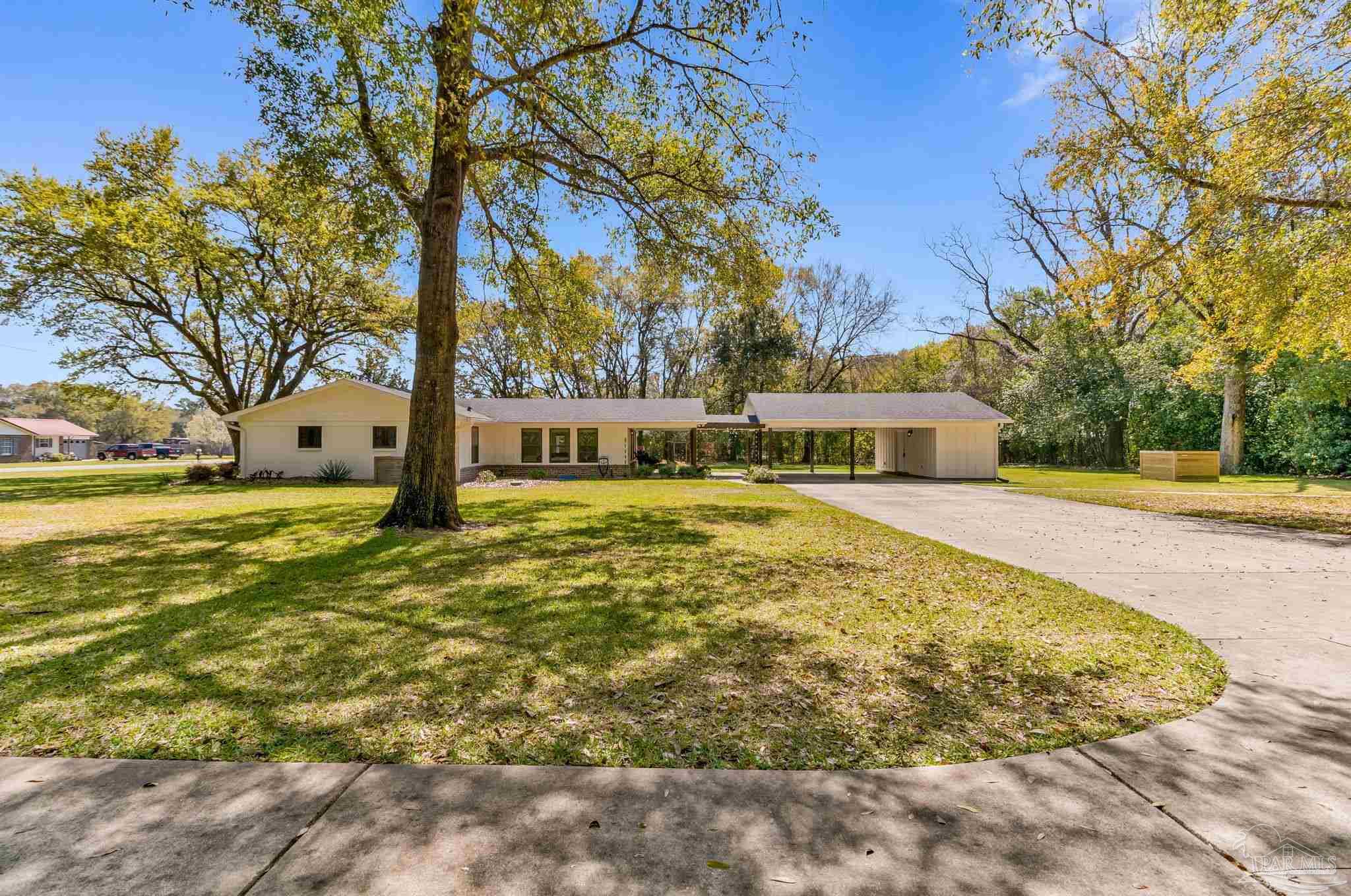 7175 Wallace Drive Pace, FL 32571 - Photo 6 of 71
