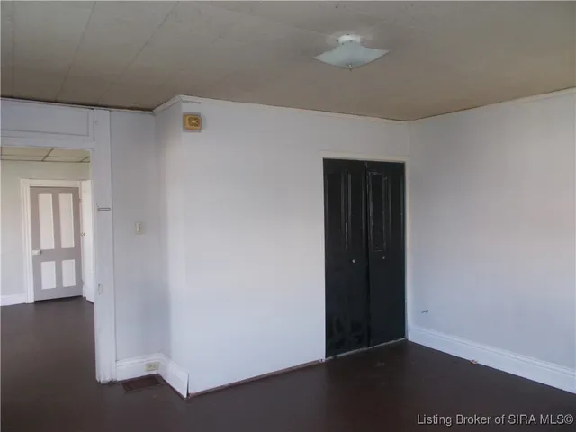 $100,000 | 321 Galt Street, New Albany, IN 47150