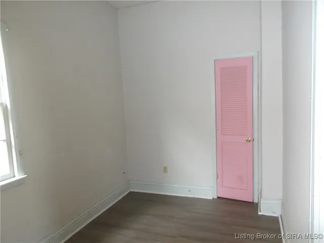 $100,000 | 321 Galt Street, New Albany, IN 47150