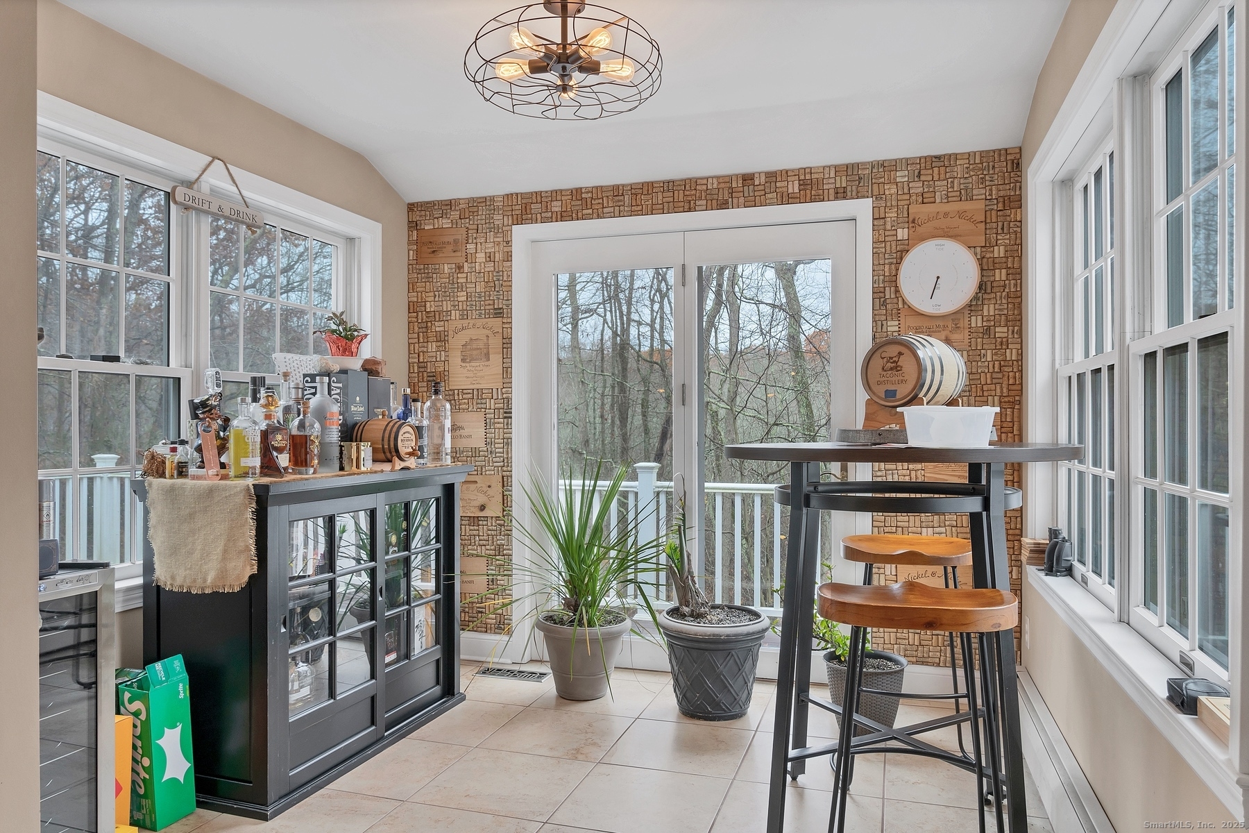 113 Flat Rock Road Branford, CT 06405 - Photo 14 of 39 a room with furniture and window