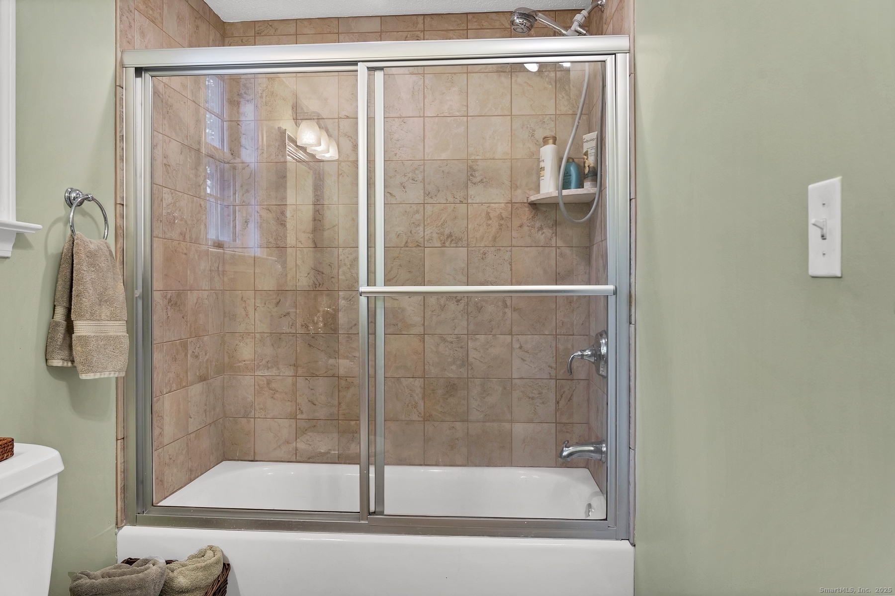 113 Flat Rock Road Branford, CT 06405 - Photo 26 of 39 a bathroom with a shower