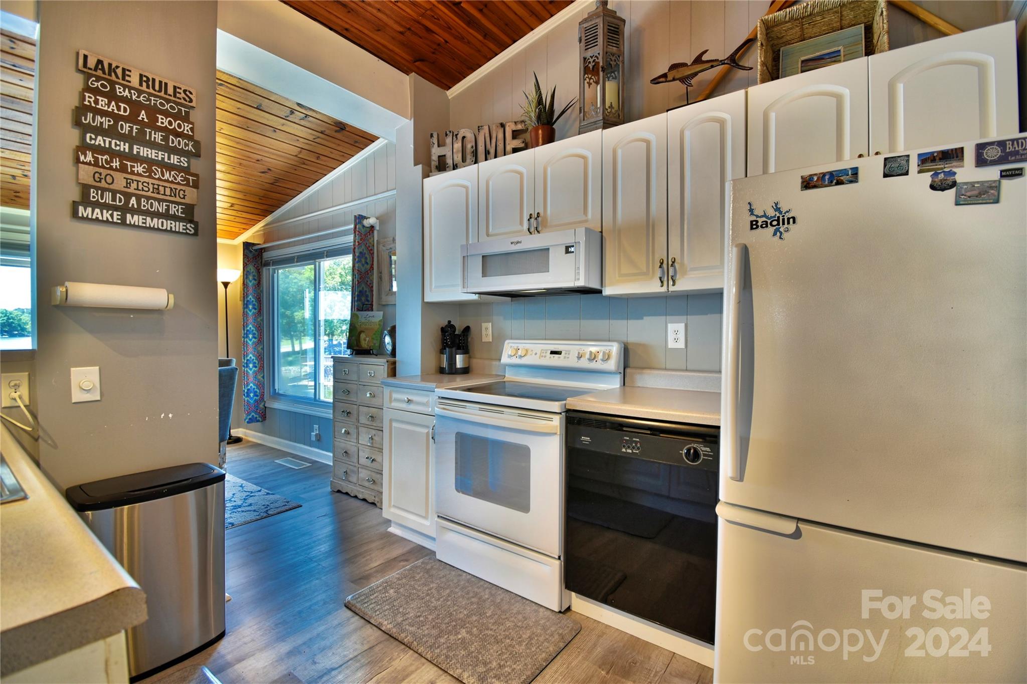 150 Shoreline Road Badin Lake, NC 28127 - Photo 17 of 48 Gallery Image 17