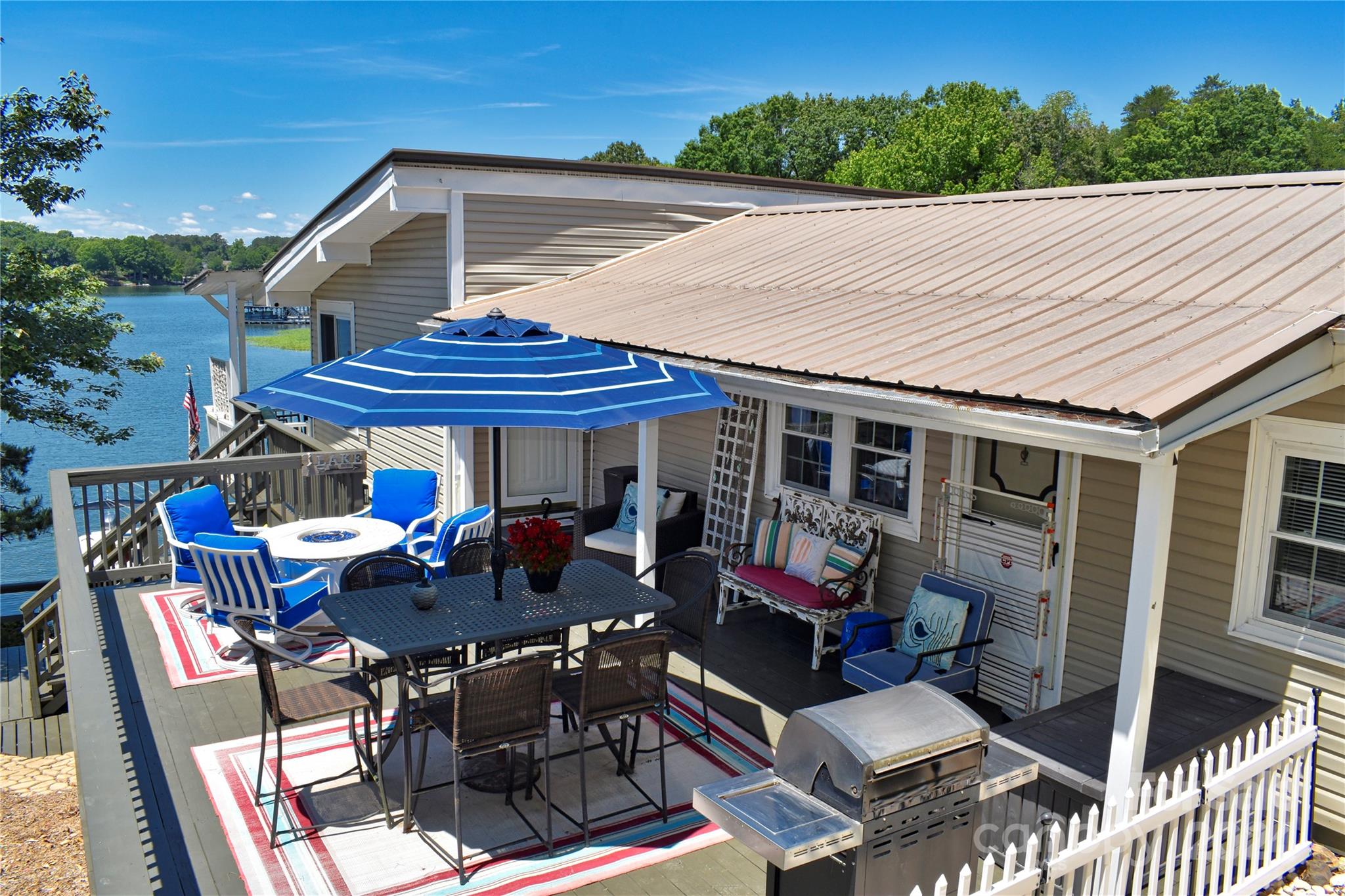 150 Shoreline Road Badin Lake, NC 28127 - Photo 5 of 48 Gallery Image 5