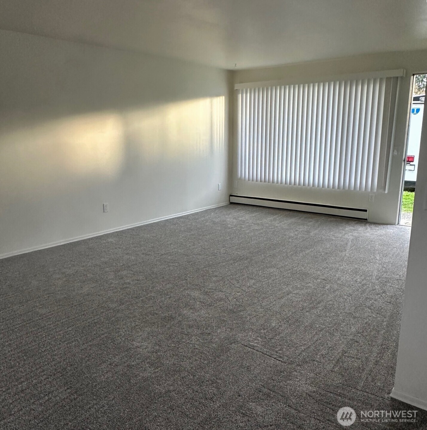 31624 West Rutherford Street Carnation, WA 98014 - Photo 13 of 20