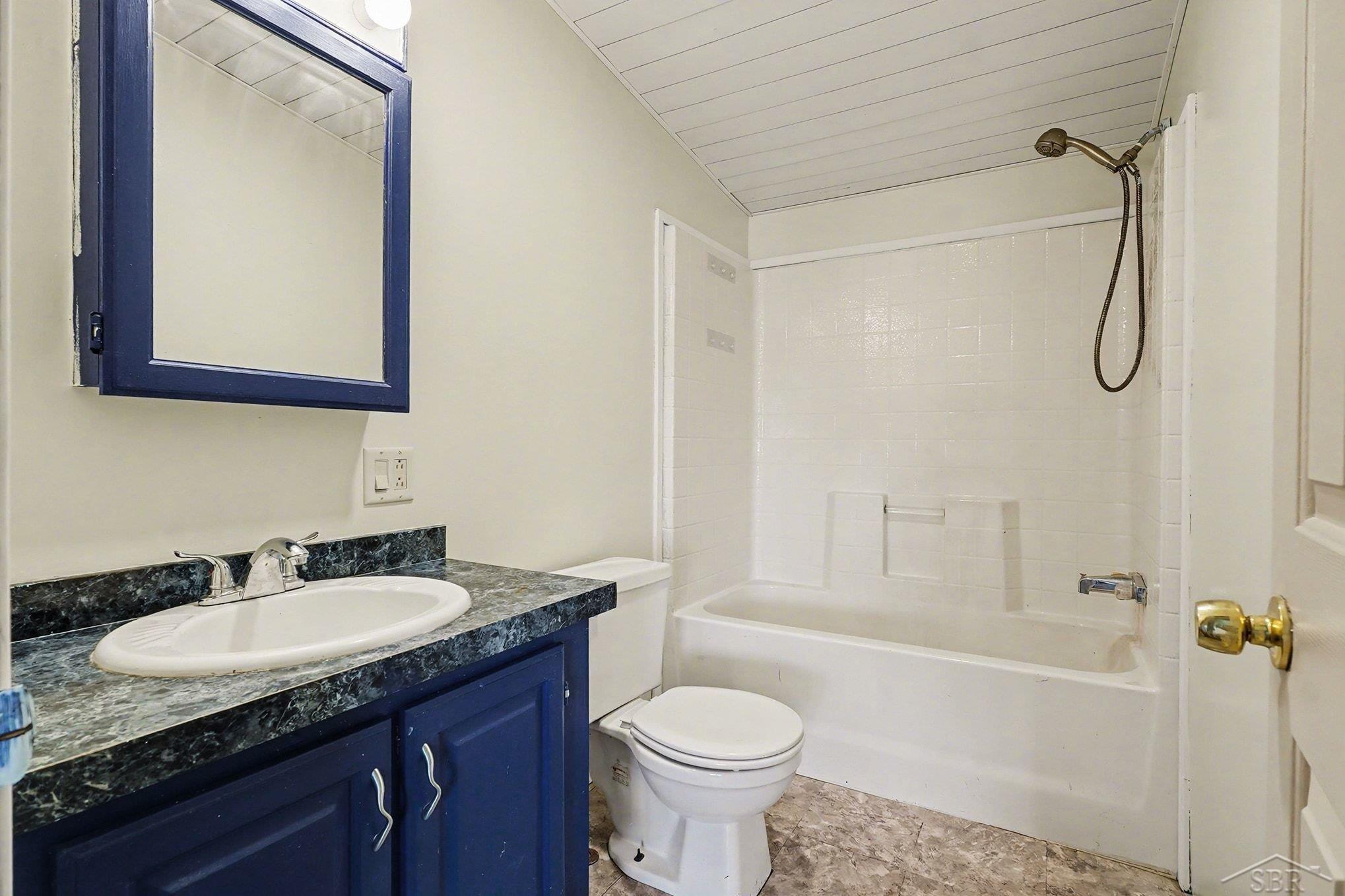 13195 Elms Road Birch Run, MI 48415 - Photo 16 of 28 Gallery Image 16