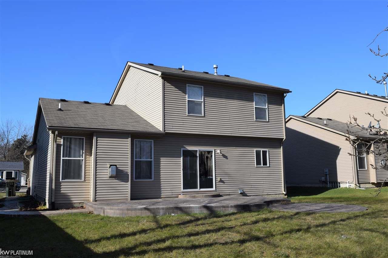 2761 Eastern Avenue Rochester Hills, MI 48307 - Photo 34 of 36