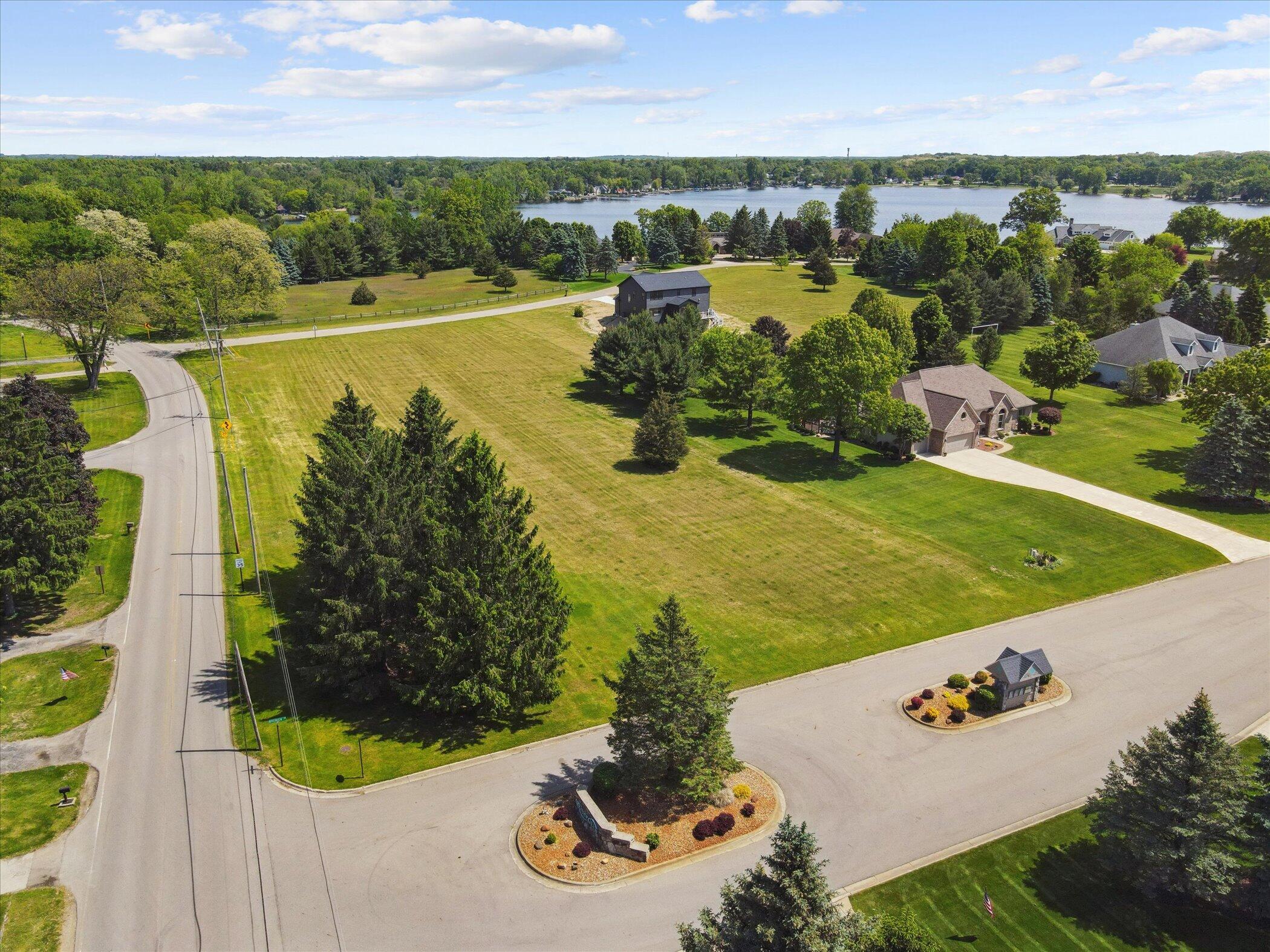 6000 Riverview Drive, Unit 17 Jackson, MI 49203 - Photo 3 of 20 03-Riverview-Jackson-MI-49201-WindowStil