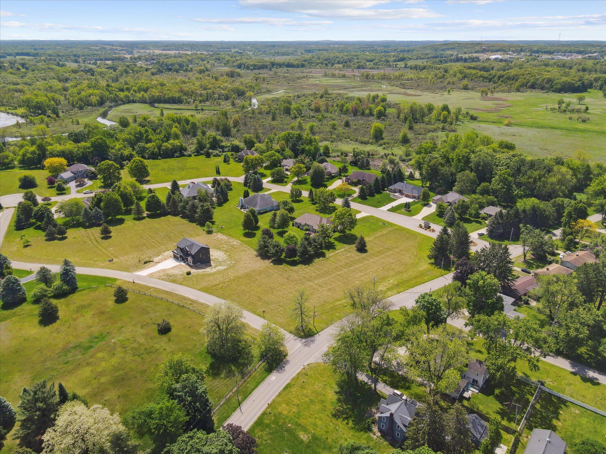 6000 Riverview Drive, Unit 17 Jackson, MI 49203 - Photo 7 of 20 07-Riverview-Jackson-MI-49201-WindowStil