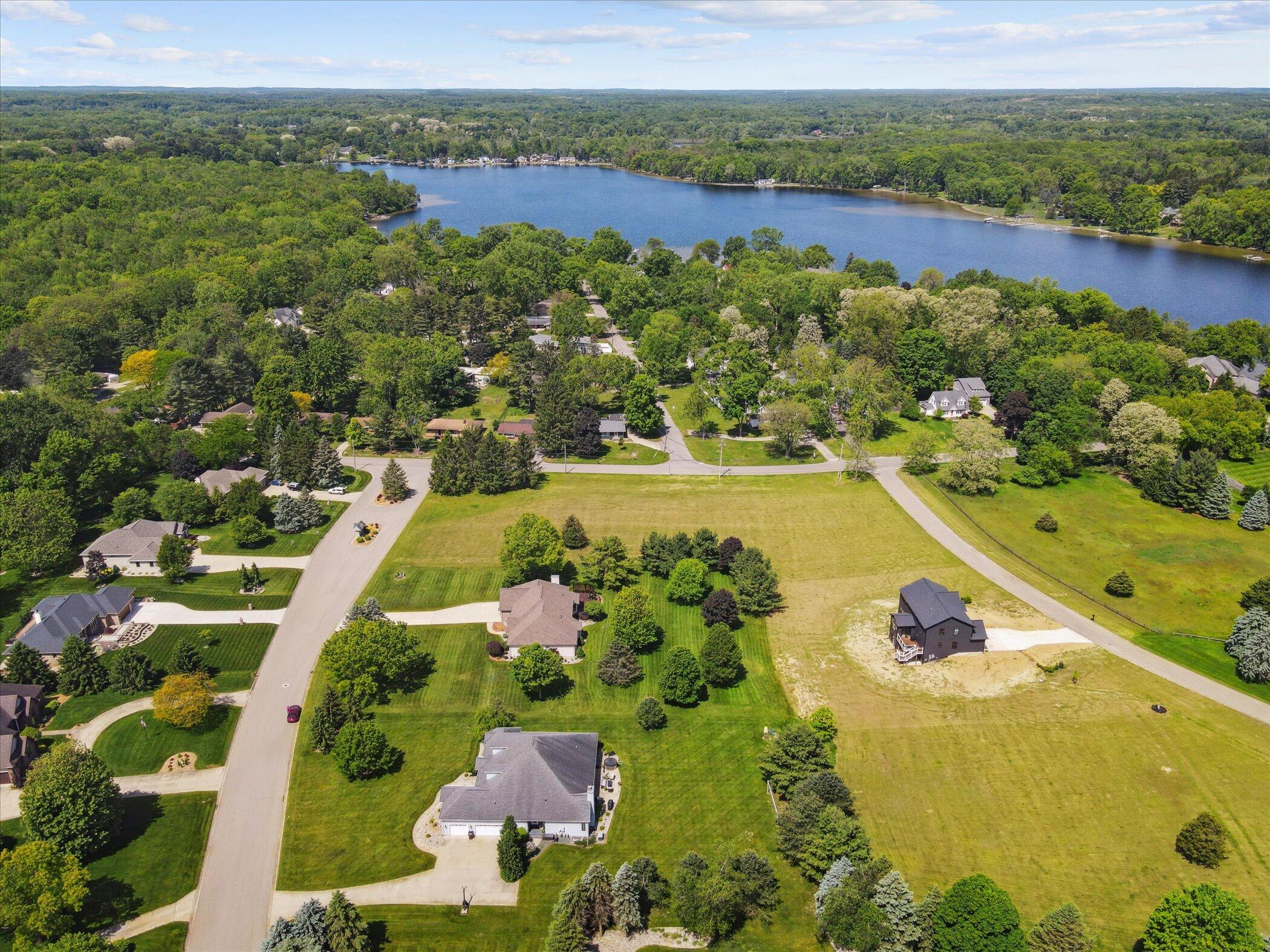 6000 Riverview Drive, Unit 17 Jackson, MI 49203 - Photo 10 of 20 10-Riverview-Jackson-MI-49201-WindowStil