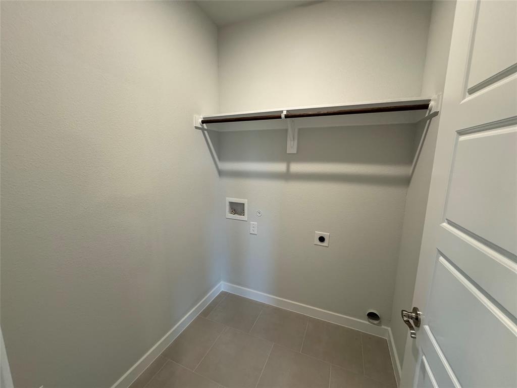 612 Finlee Way Tioga, TX 76271 - Photo 17 of 23 a view of small space