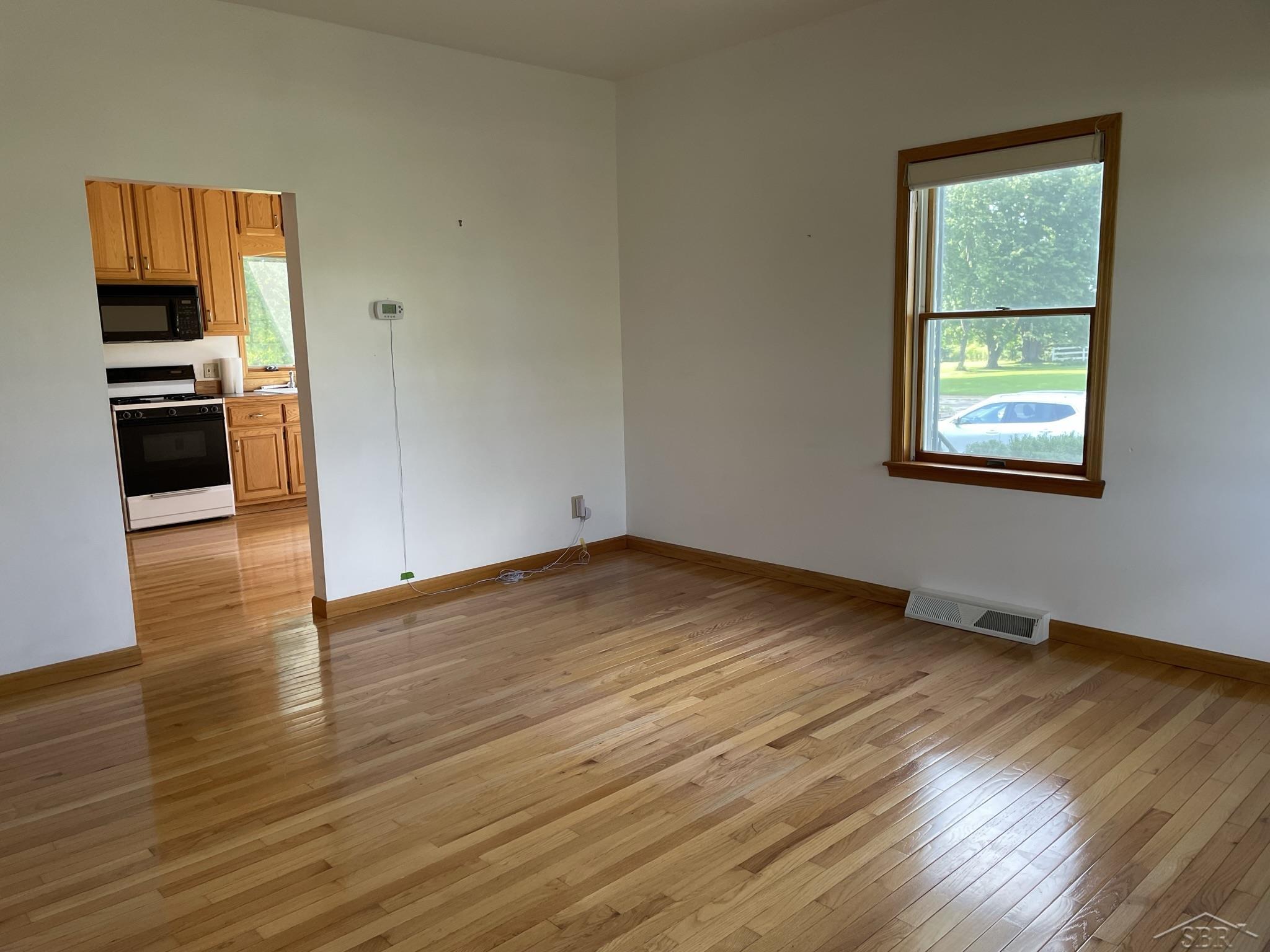 8502 South Reese Road Birch Run, MI 48415 - Photo 15 of 28 50087637-14.JPG