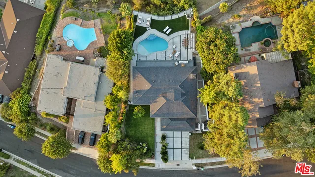 $20,000 | 18101 Green Meadow Drive, Encino, CA 91316