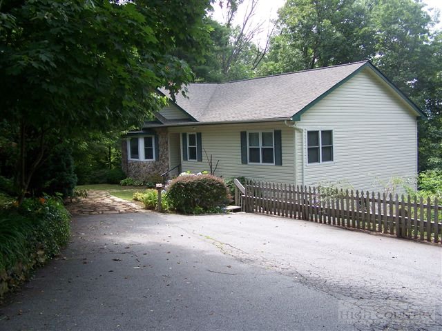 274 East Ridge Drive Boone, NC 28607 - Photo 17 of 29 Gallery Image 17