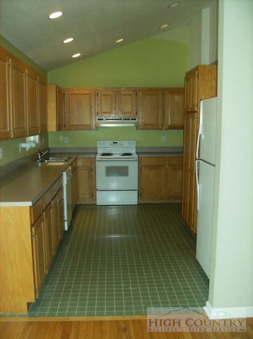 274 East Ridge Drive Boone, NC 28607 - Photo 24 of 29 Gallery Image 24