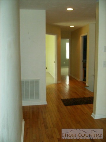 274 East Ridge Drive Boone, NC 28607 - Photo 3 of 29 Gallery Image 3