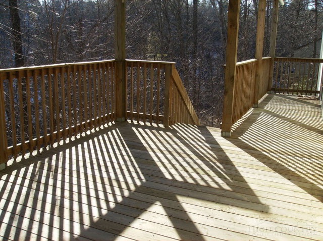 274 East Ridge Drive Boone, NC 28607 - Photo 4 of 29 Gallery Image 4