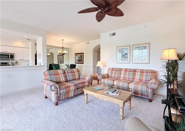 $275,000 | 8505 Naples Heritage Drive, Unit 133, Naples, FL 34112
