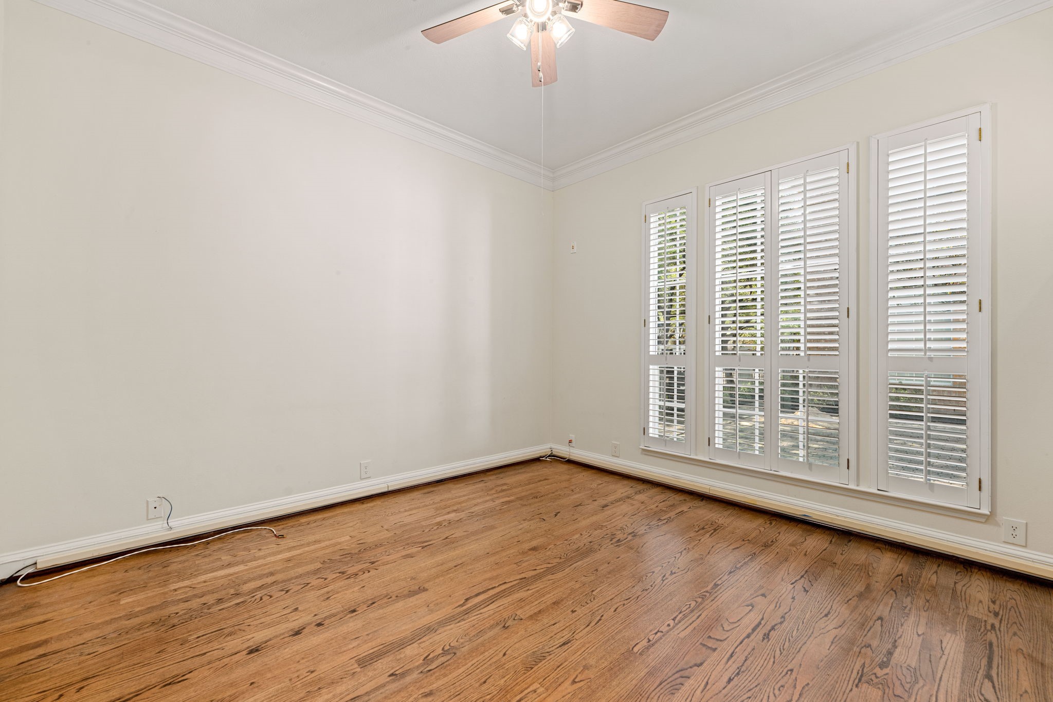 5318 Fayette Street Houston, TX 77056 - Photo 5 of 26