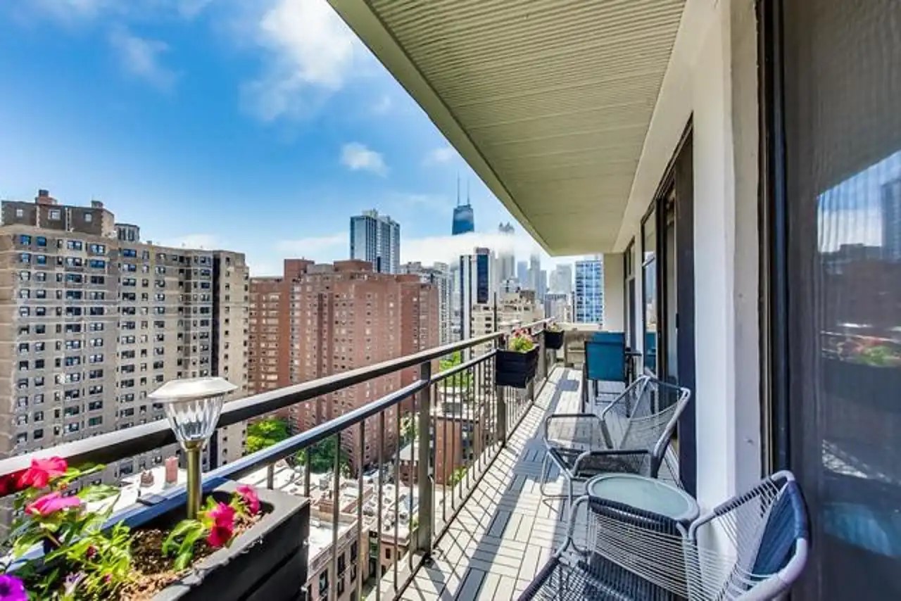 1430 North Astor Street, Unit 19C Chicago, IL 60610 - Photo 25 of 41 a view of city from balcony