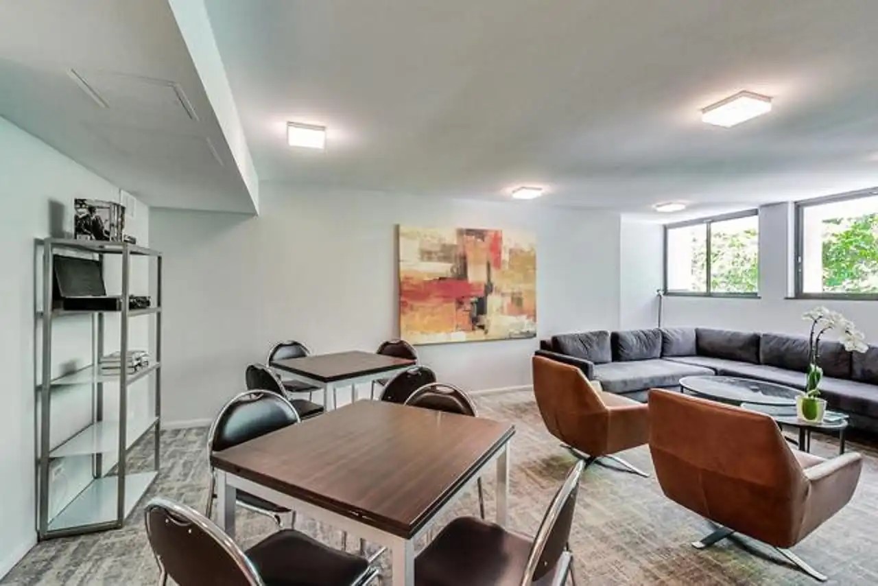 1430 North Astor Street, Unit 19C Chicago, IL 60610 - Photo 37 of 41 a living room with furniture