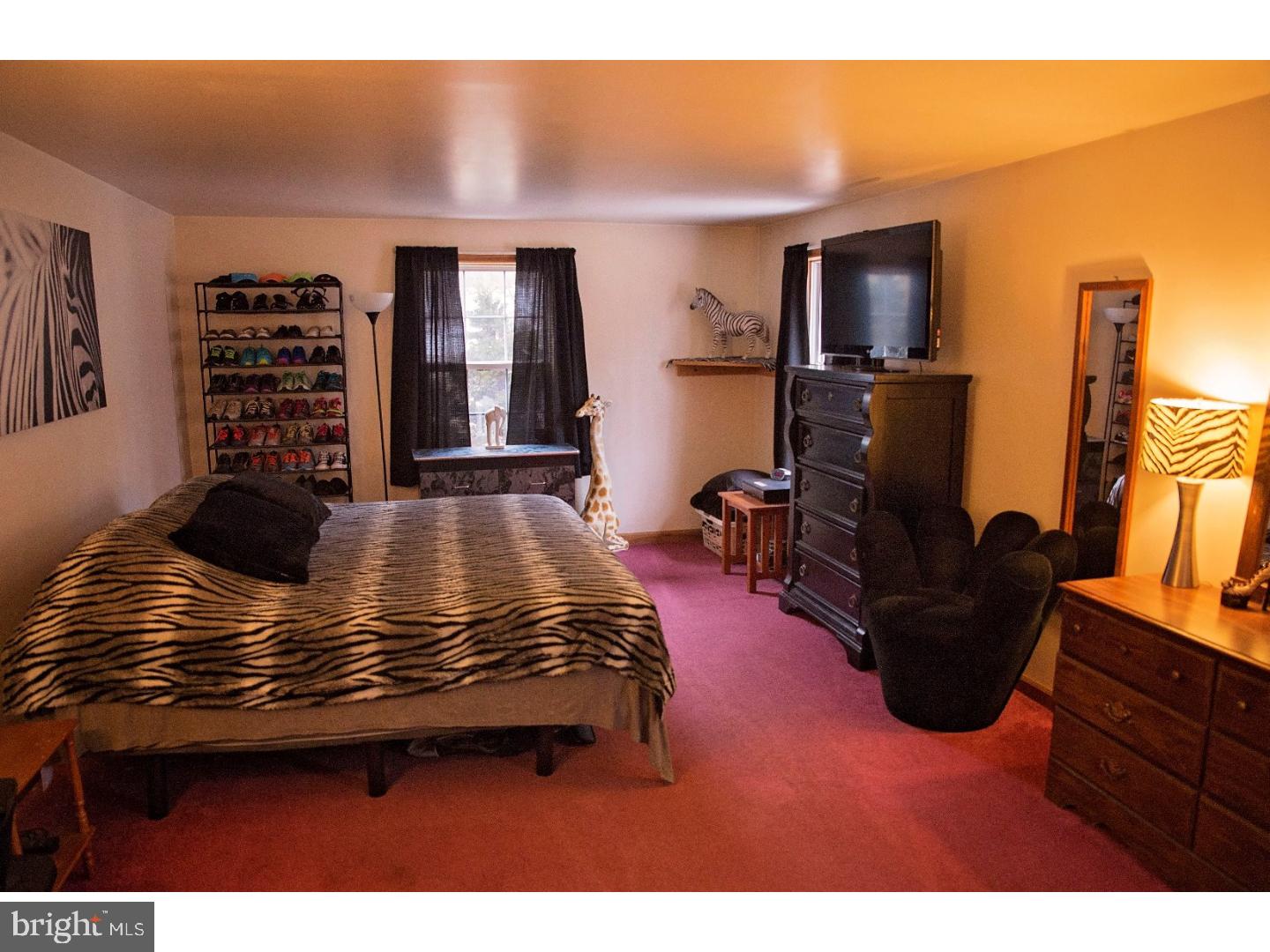 335 Deer Run Road Bechtelsville, PA 19505 - Photo 5 of 21 Bedroom - Main