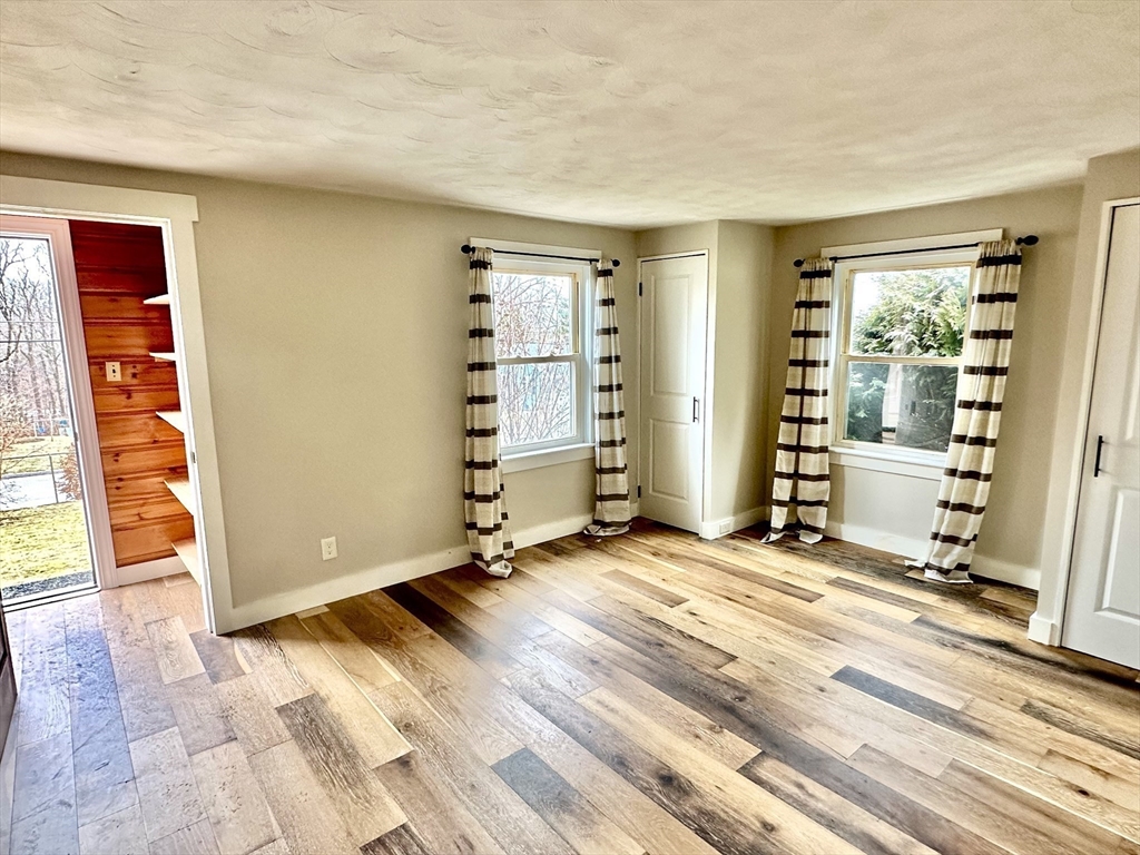 26 Maravista Road Worcester, MA 01606 - Photo 15 of 34 Gallery Image 15