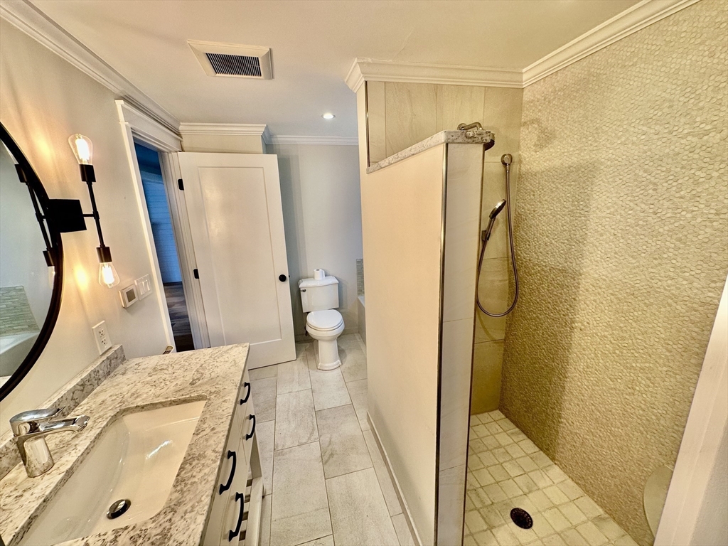 26 Maravista Road Worcester, MA 01606 - Photo 21 of 34 Gallery Image 21